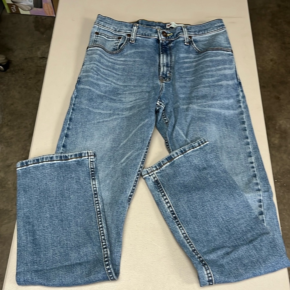 Wrangler Straight Leg Jeans